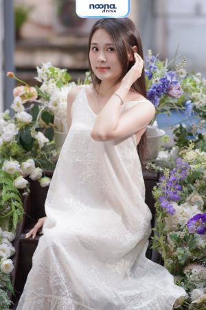 Đầm maxi 2 dây tơ thêu hoa nổi
