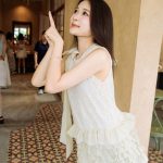 Set Ren Trắng Nơ Lệch Vai & Chân Váy Bèo Tầng