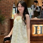 Váy Ren Hoa Yếm Xoè Nhẹ Nhàng Quý Phái