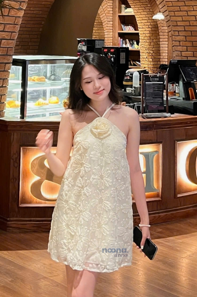 Váy Ren Hoa Yếm Xoè Nhẹ Nhàng Quý Phái ảnh 5